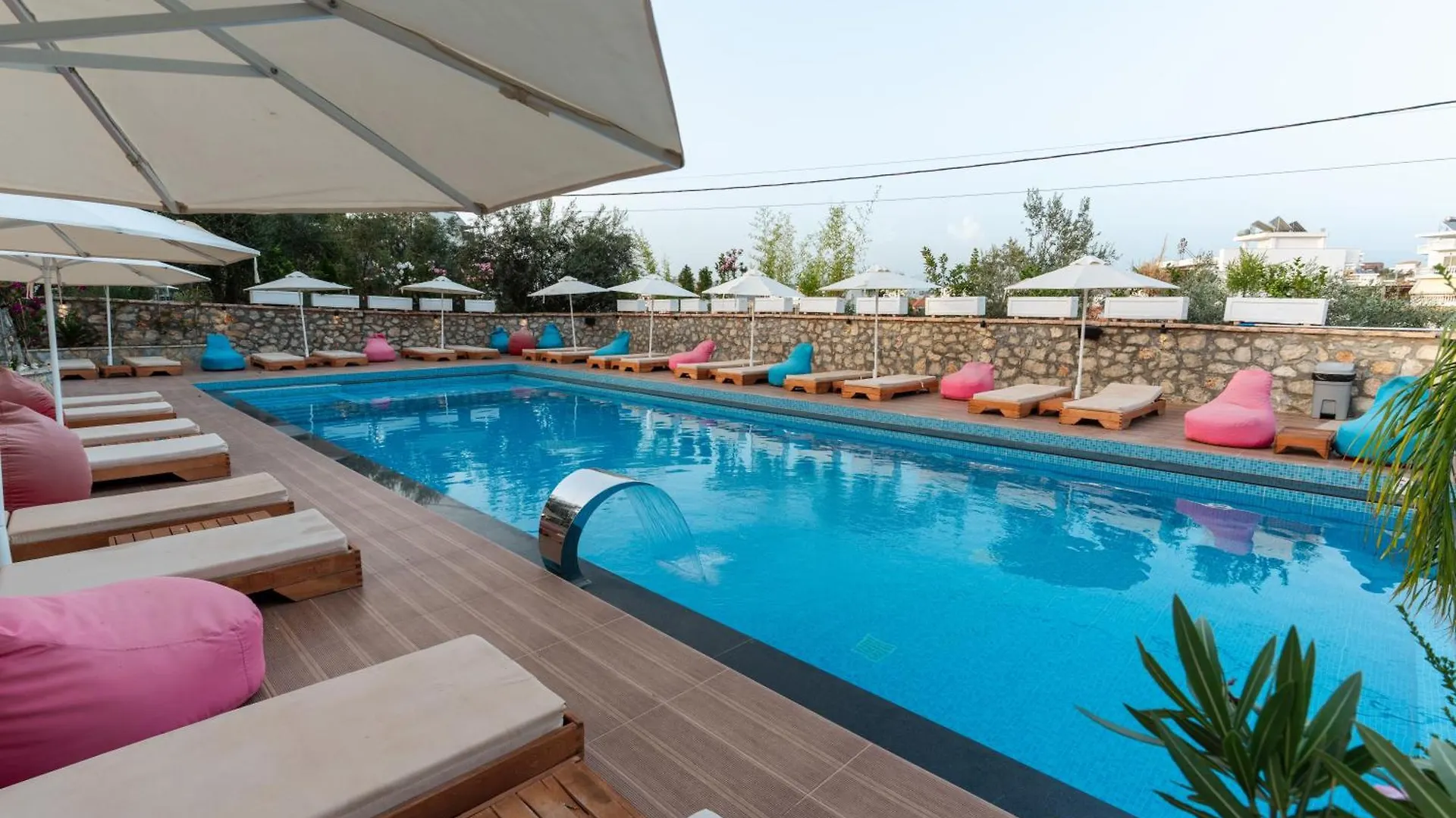 Hotel Memmaj Ksamil 0*,