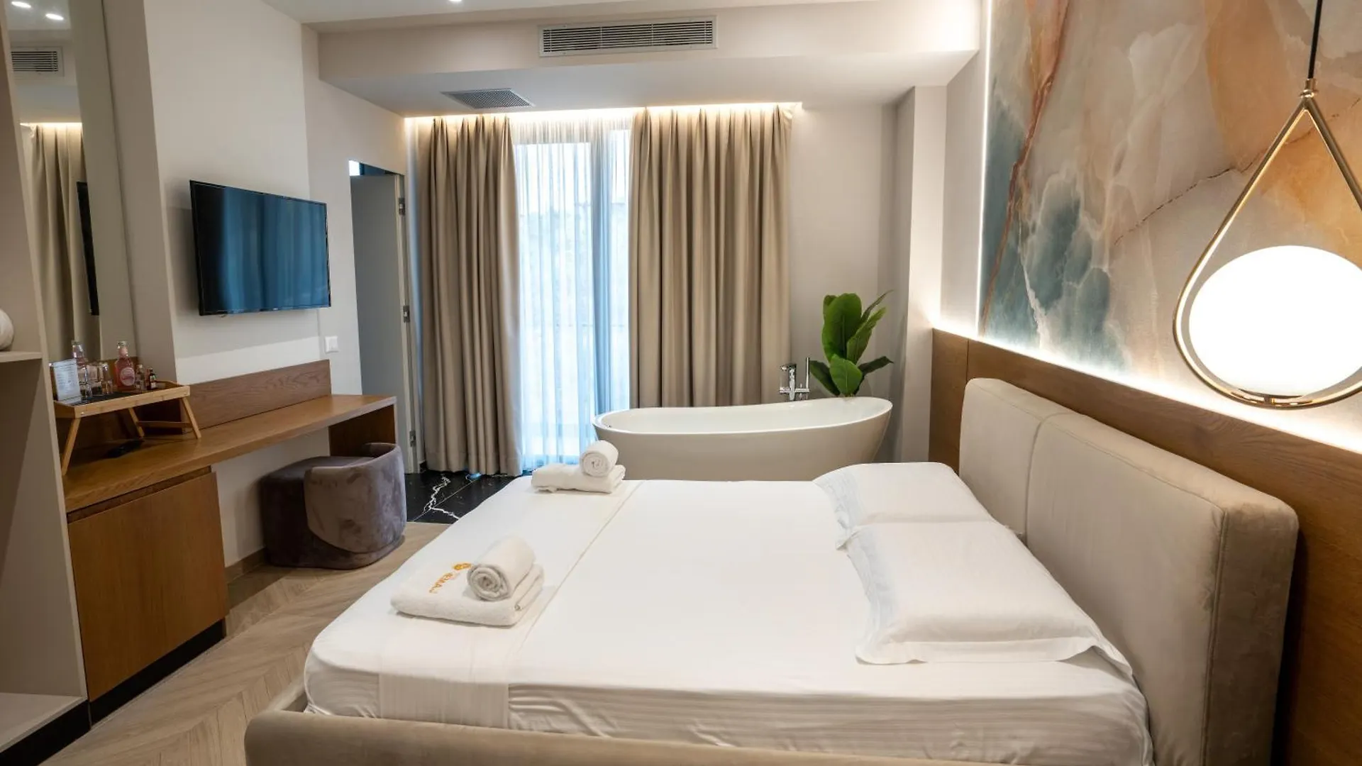 Hotel Memmaj Ksamil