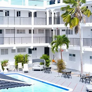 https://hotel-golf-view.comcaribbean.com